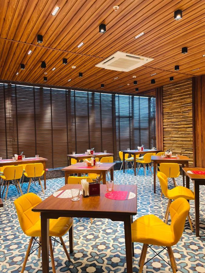 Ginger Mumbai, Goregaon Bagian luar foto